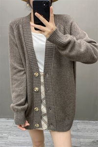 欧货秋冬纯山羊绒开衫女中长款宽松慵懒廓形加厚V领针织毛衣外套图片