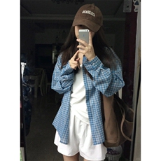 蓝色