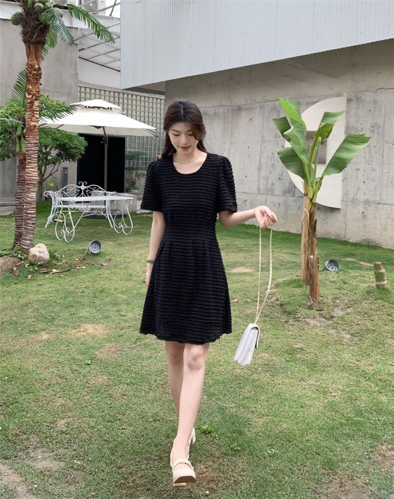 [现货]韩版蛋糕裙，三色、三个尺码，其它，依柏璐(1F)