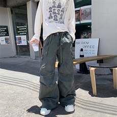 浅绿色