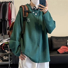 墨绿色