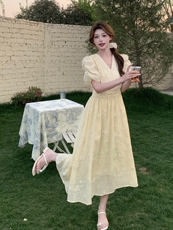 高级感法式V领泡泡袖气质长裙女收腰2025夏季温柔风刺绣茶歇裙子，女装连衣裙，浙宝208A