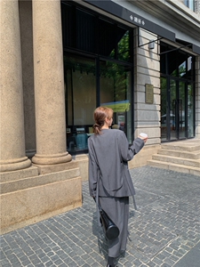 灰色高级感西装吊带裙套装2026新款女春连衣裙轻熟两件套图片
