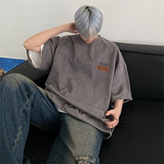灰色
