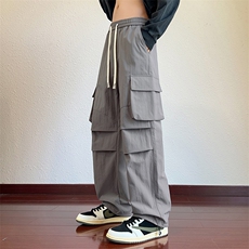 灰色
