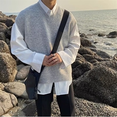 浅灰色