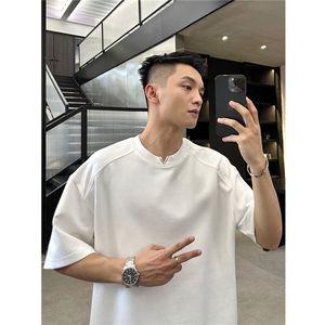 美式小v领短袖T恤男夏季潮牌高级感纯色半袖上衣重磅休闲宽松体图片