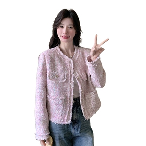 绝美气质感粉色短款小香风外套女春秋超火好看高级感小众夹克上衣图片