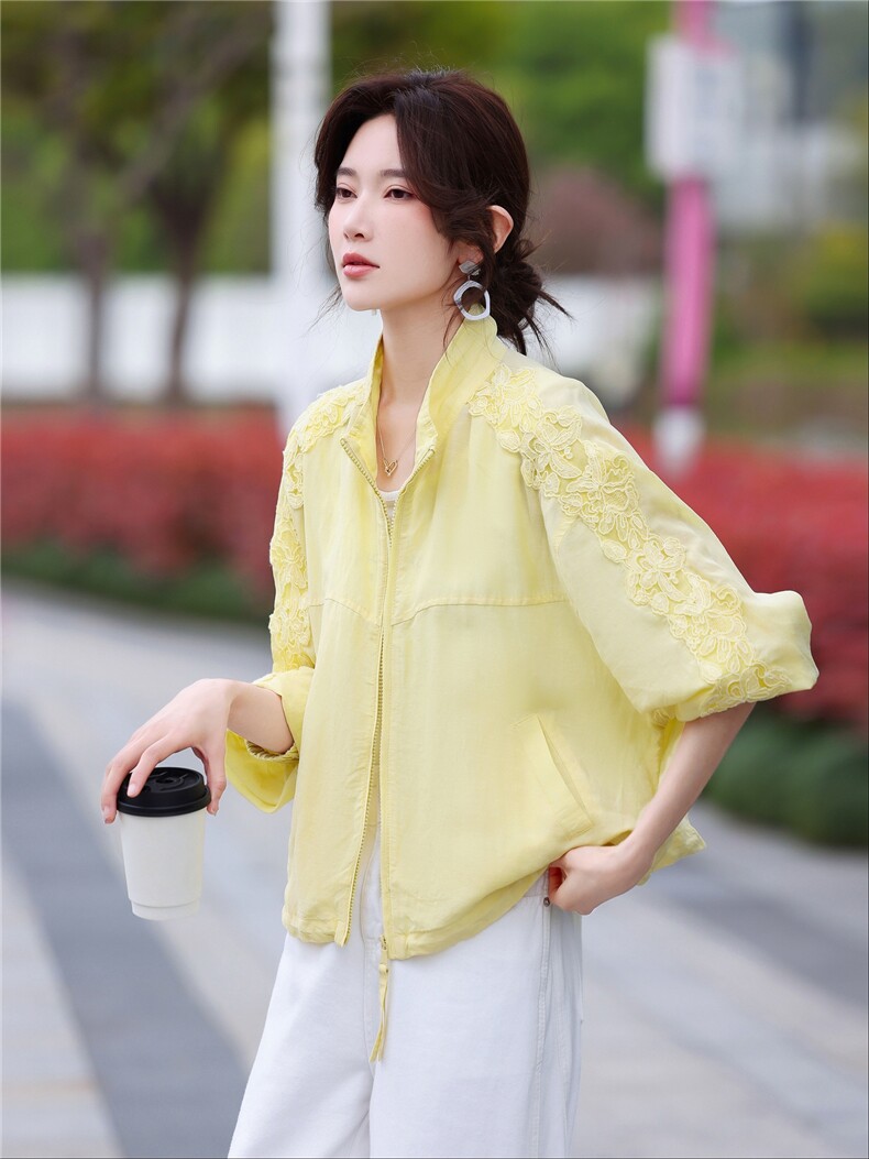 2026夏季新款时尚宽松百搭减龄薄款帽子拼接上衣,女装短外套,鑫源服饰