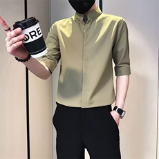 咖啡色