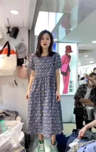 Z2162夏季新款韩版碎花气质宽松显瘦中长款连衣裙,女装连衣裙,L·H·X
