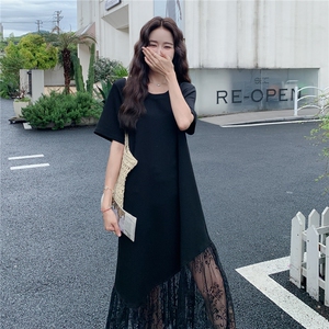 减龄优雅蕾丝拼接T恤黑色连衣裙女夏季2025新款今年流行爆款长裙图片