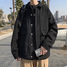 黑色