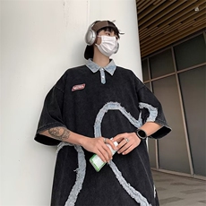 黑色