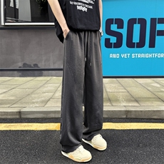 深灰色