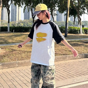 抖音得物品质二开240克宽松纯棉美式潮牌插肩三杠织带短袖T恤图片