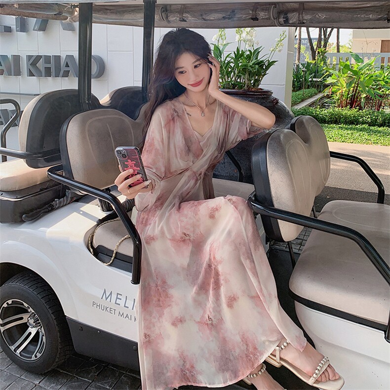 粉色浪漫度假风长裙女2025年夏季新款法式V领收腰显瘦雪纺长裙,女装连衣裙,2C088