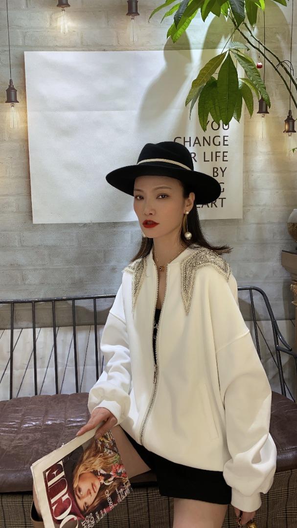 新款加厚复合大版大领珠花外套,女装其它,無限度