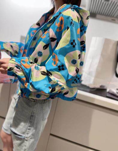 PXL5116欧洲站2021新款欧货小个子花色连帽外套时尚防，女装，L·H·X