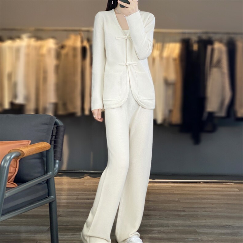 2024秋新款羊绒衫女套头两件套针织套装优雅舒适，女装套装/套裙，鹿一羊绒