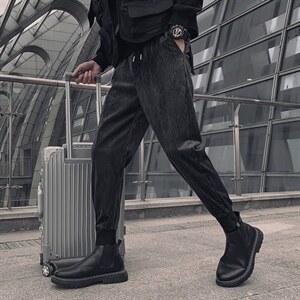 2025秋冬季新款灯芯绒休闲裤男韩版潮流纯色条绒裤子男网红同款，男装休闲裤，电商A327