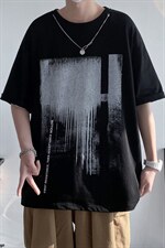 黑色