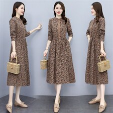 高档全棉碎花连衣裙女2026春新款收腰显瘦蕾丝拼接减龄长袖裙子