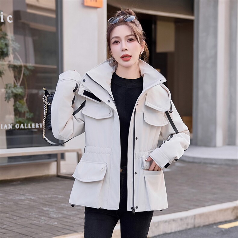 收腰显瘦工装风羽绒服女2024新款冬季小个子气质白鸭绒派克服外套,女装羽绒服,意芙