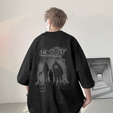 黑色