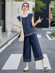 现货！夏季新款套装女2025时尚气质优雅减龄牛仔刺绣两件套装图片