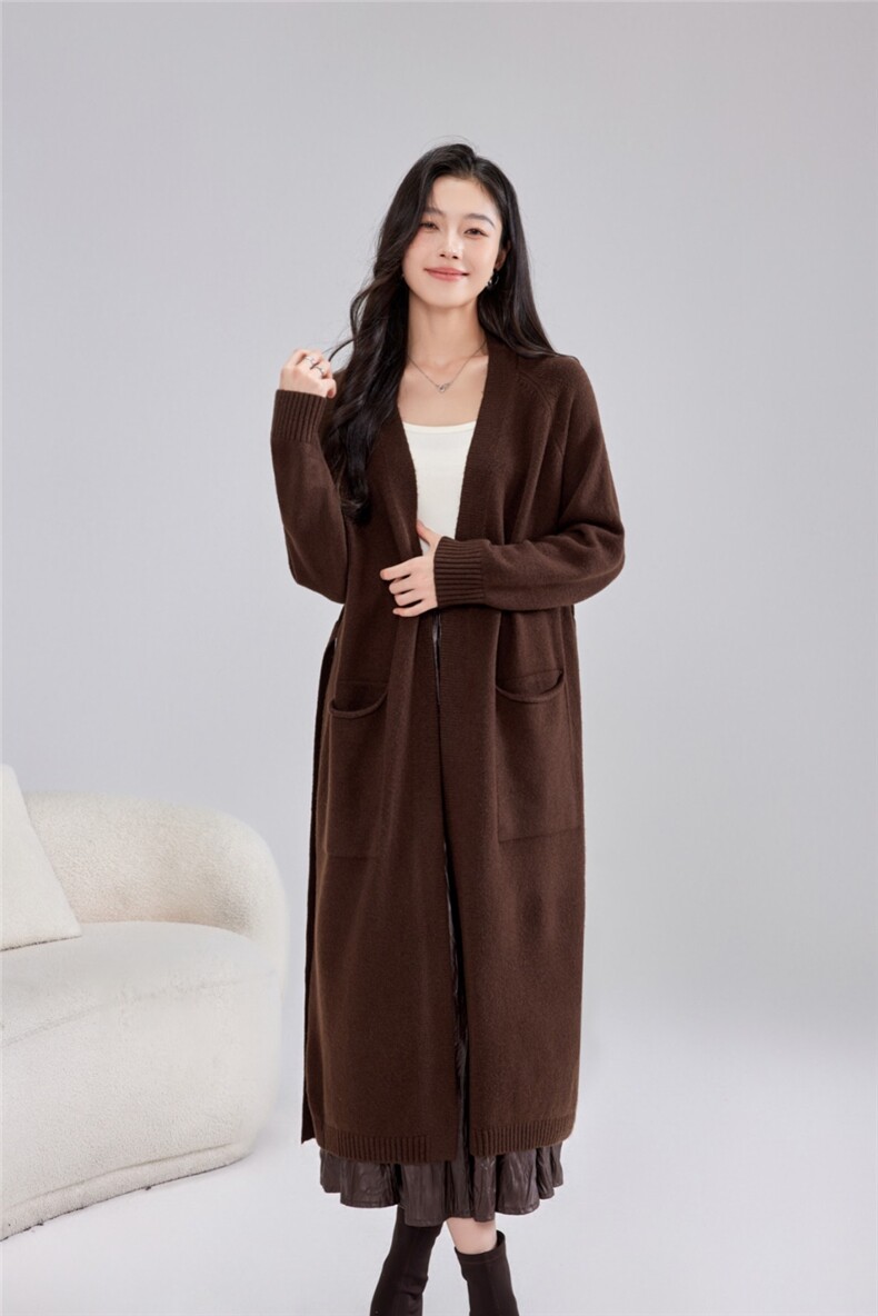 2025秋冬百搭时尚简约v领长款针织衫，女装针织衫/毛衣，雅之冉羊绒