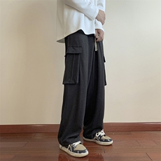 黑灰色