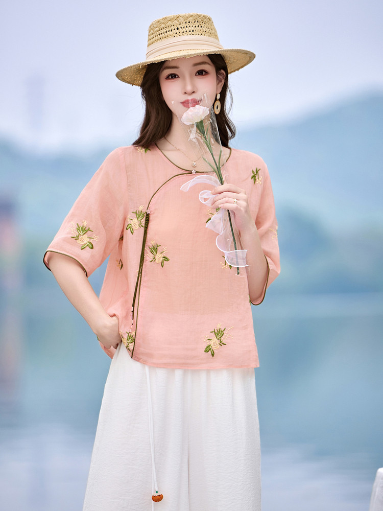 时尚洋气刺绣苎麻套装女2026夏季新款宽松遮肉显瘦阔腿裤两件套,女装套装/套裙,魅影