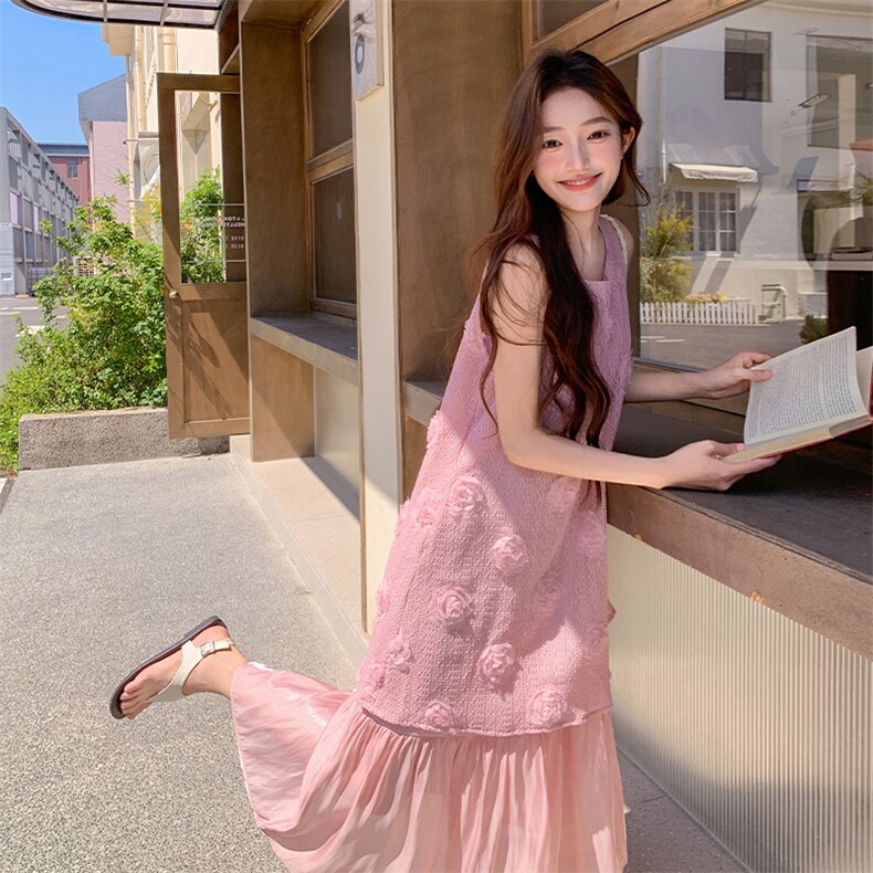 2025夏季新款甜美立体花朵假两件宽松背心连衣裙海边度假风长裙女,女装连衣裙,2C123