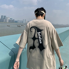 卡其色