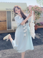 蓝色条纹披肩连衣裙女夏季2025新款小个子宽松韩系爆款衬衫裙流行，女装连衣裙，蝶眷