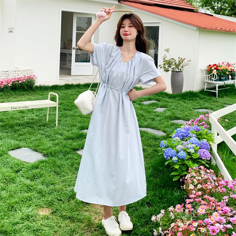 法式复古v领条纹连衣裙女2025夏季新款韩版收腰显瘦甜美茶歇长裙,女装连衣裙,2C158