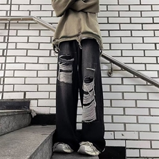 黑色
