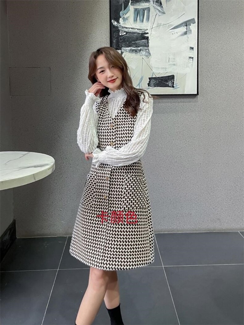 两件连衣裙时尚潮流前线排单中火火款，女装连衣裙，薇贵祖