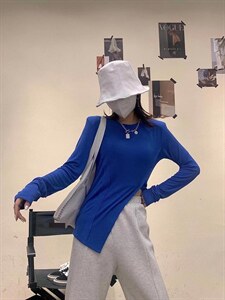 不规则垫肩打底上衣图片