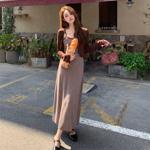 （新品）现货韩系针织条纹温柔风吊带连衣裙套装F563-P135-K188图片