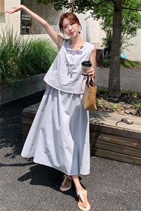 清冷系文艺风假两件无袖背心连衣裙女夏2025新款气质套装连身长裙图片