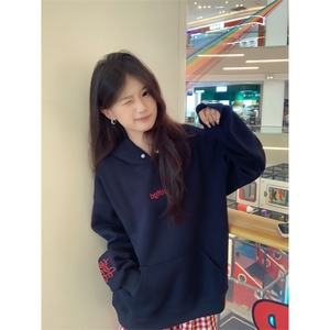 5224-P50原版做工纽扣+刺绣纯棉华棉复合休闲卫衣薄款,妈妈裤休闲穿搭图片