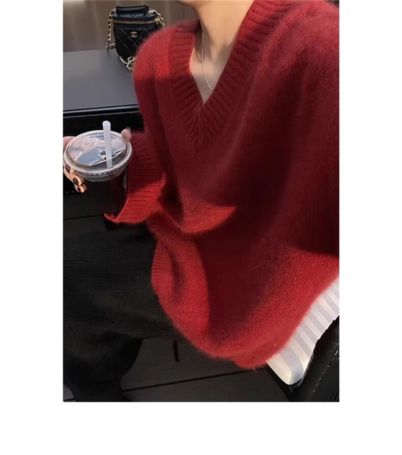宽松新年红~慵懒V领大毛衣2025秋冬针织衫女韩版显瘦百搭打底小衫图片