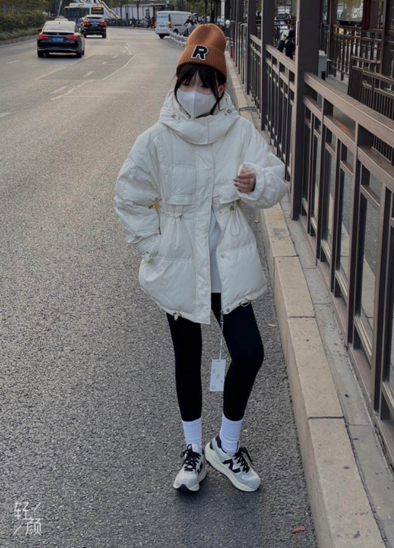 韩版收腰版羽绒服，女装羽绒服，玩美