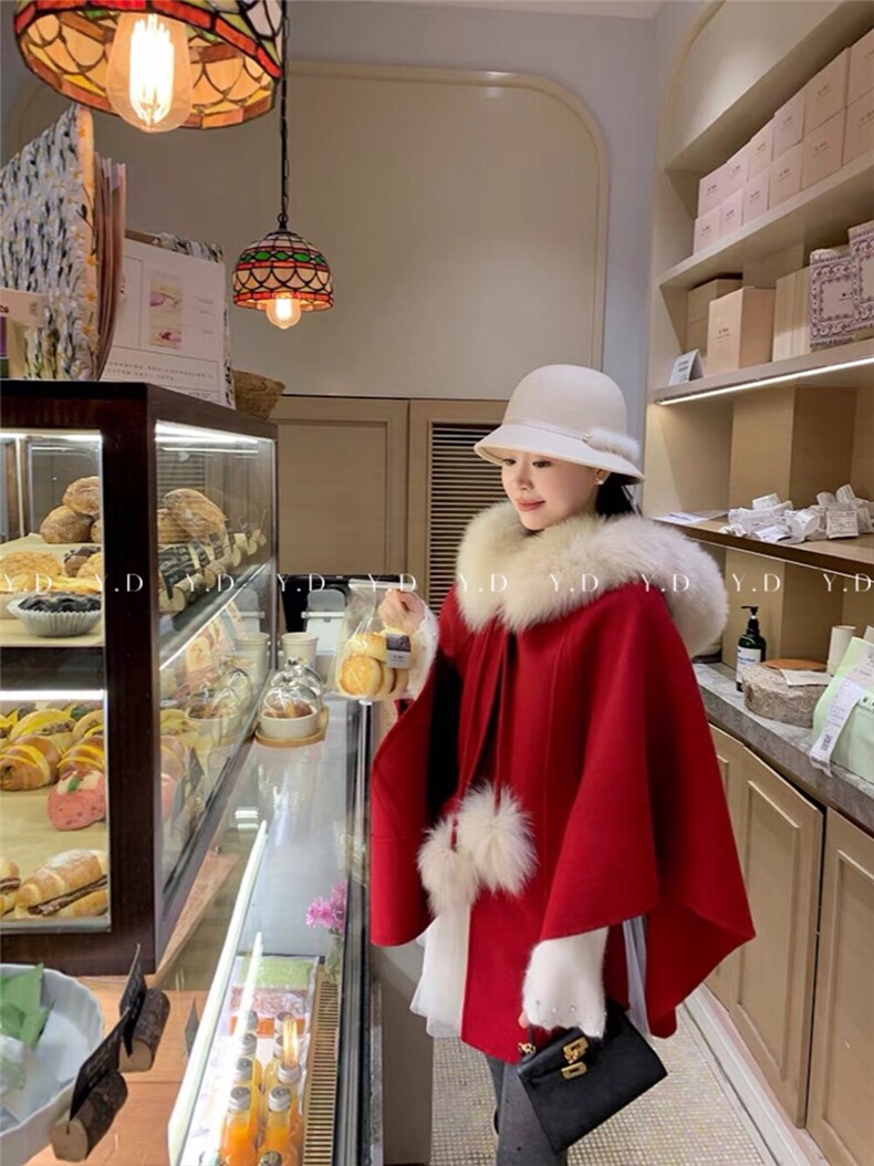 原价548.99!【依嘟】新年战袍！红色订婚结婚连帽毛领斗，女装双面呢大衣，依嘟服饰