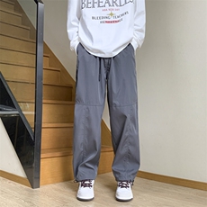 灰色