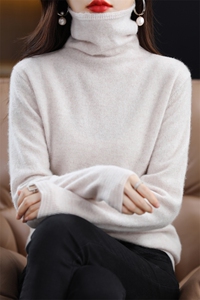 时尚简约100%山羊绒衫女高翻领加厚宽松显瘦针织打底衫毛衣内搭图片