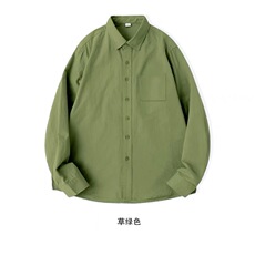 草绿色