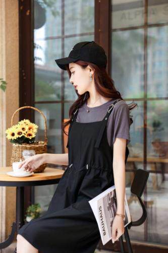 夏季连衣裙，女装连衣裙，千娜利